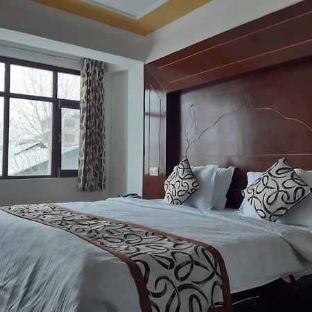 Hotel D Indian Каргил Экстерьер фото