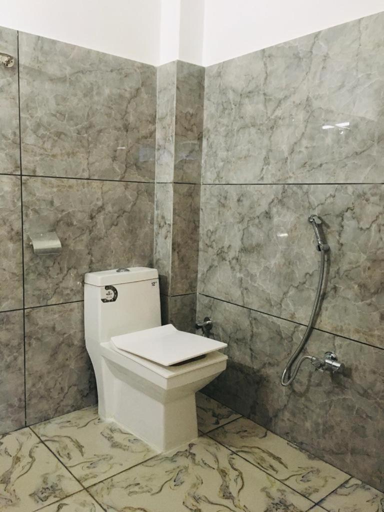 Hotel D Indian Каргил Экстерьер фото