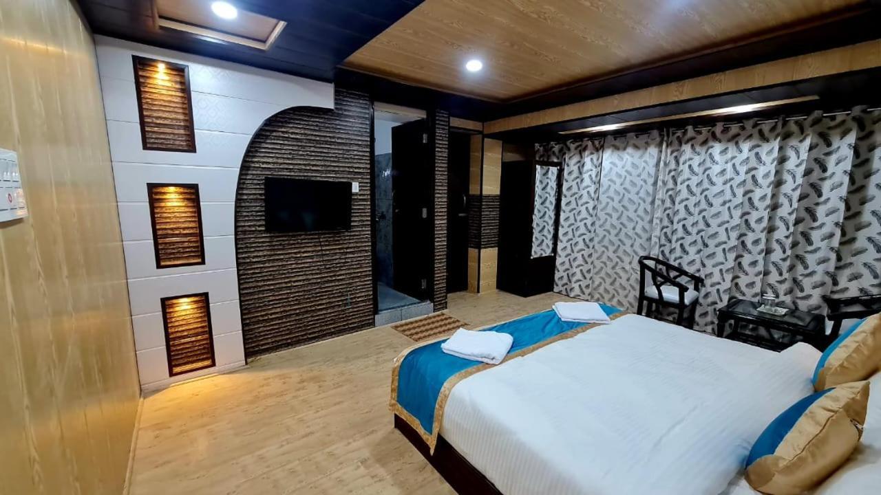 Hotel D Indian Каргил Экстерьер фото